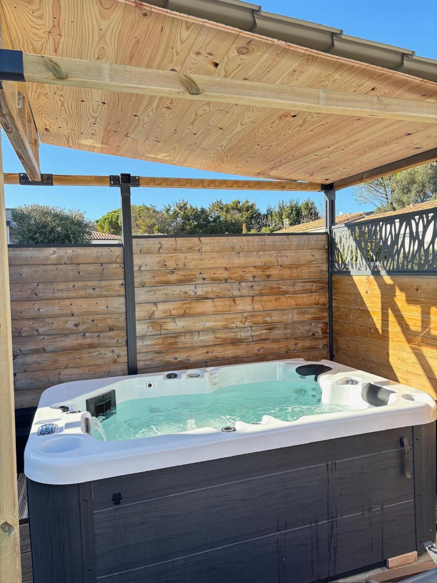 Holiday home & Le Villemachois - 4 Etoiles - Jacuzzi Couvert - Calme Et Independant - Clim - Parking - 5 Min Carcassonne