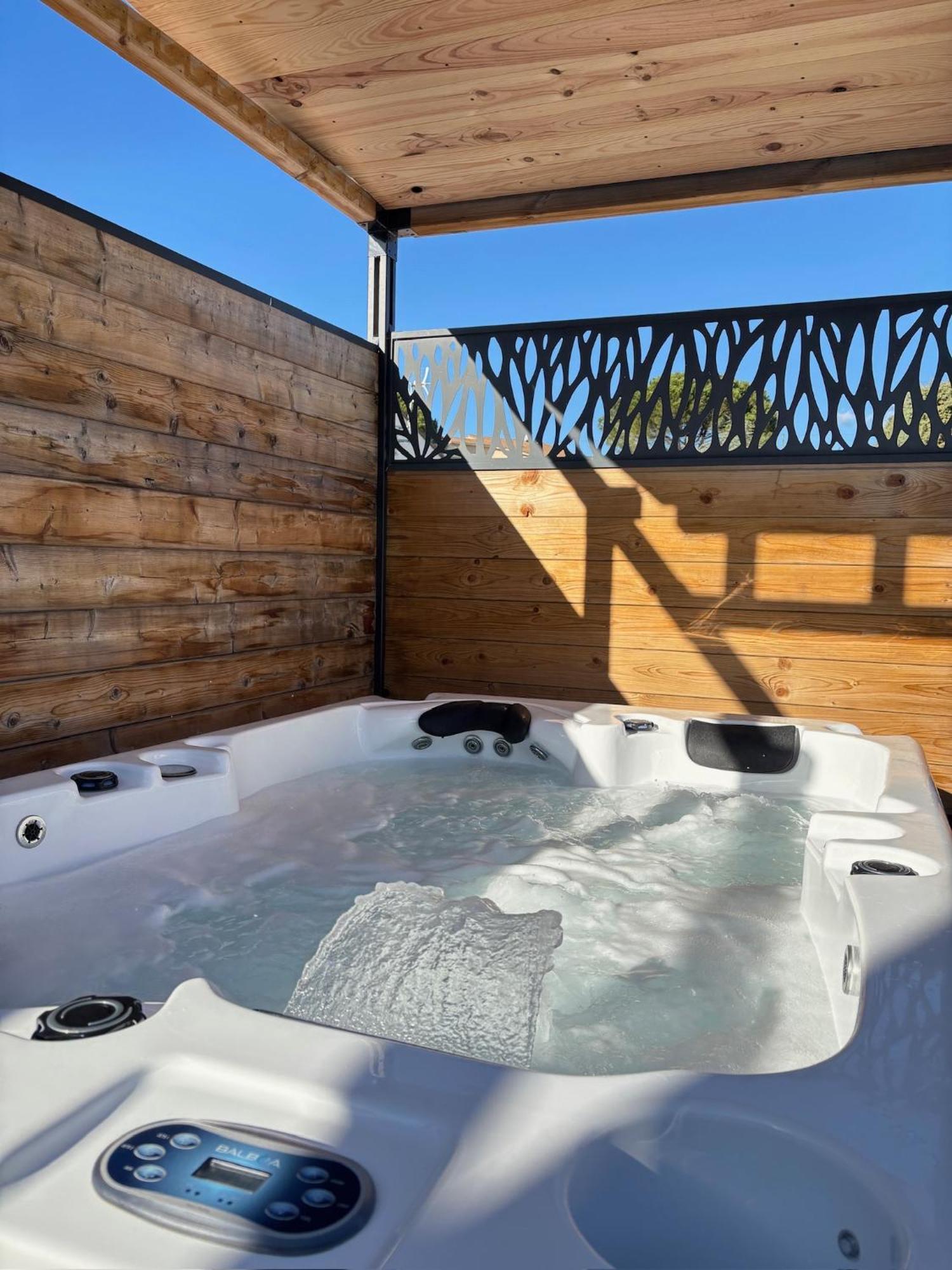 Holiday home & Le Villemachois - 4 Etoiles - Jacuzzi Couvert - Calme Et Independant - Clim - Parking - 5 Min Carcassonne *